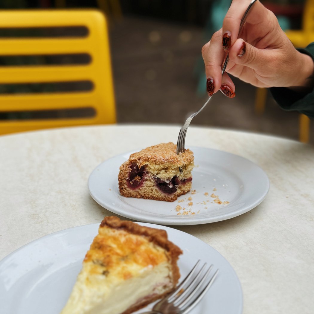 Ones Cafe & Bakery 2