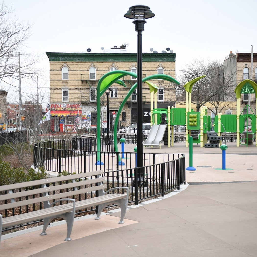 Hilltop Playground 2