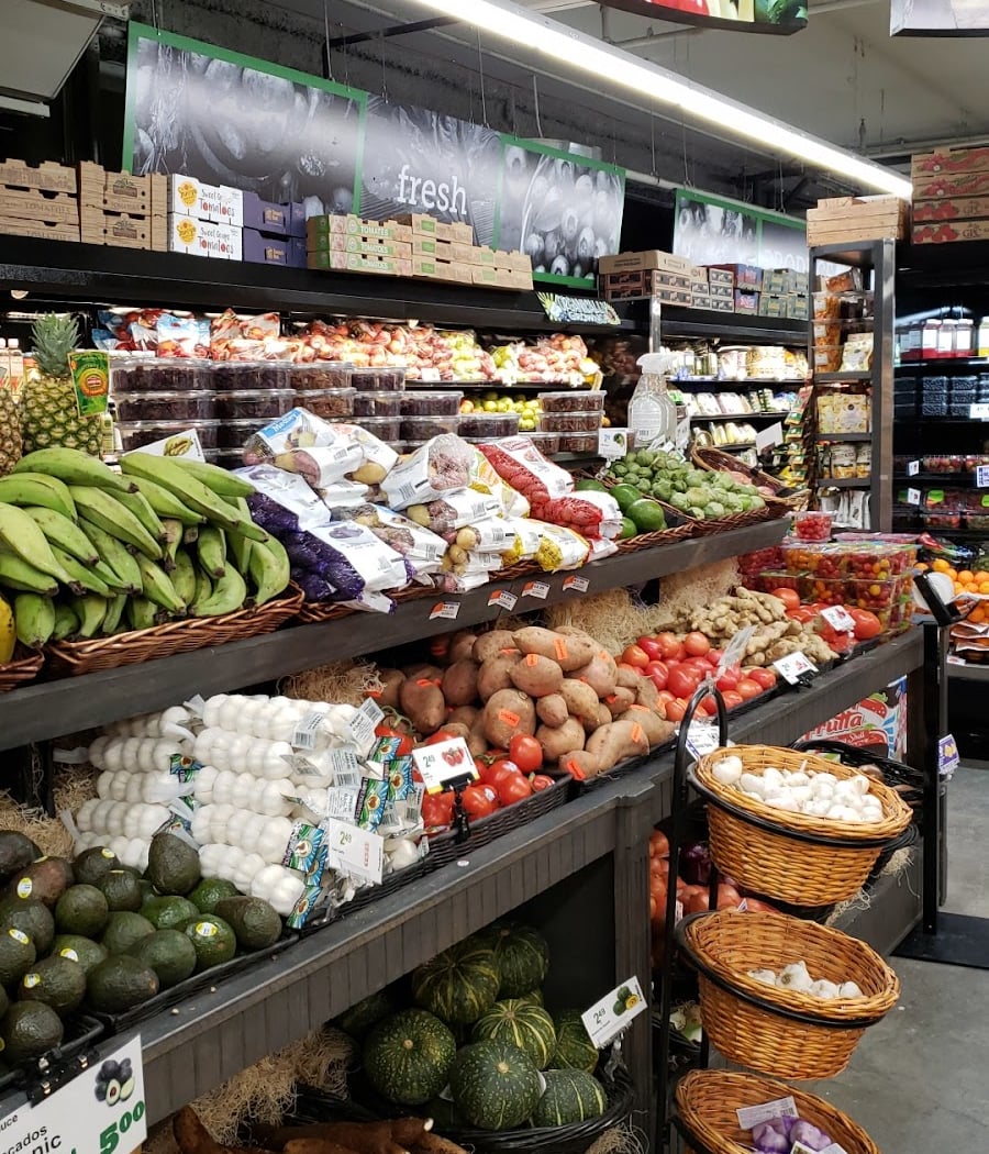 LINCOLN MARKET 3