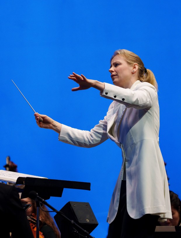 Academy Chamber Orchestra: Copland, Barnes & Schumann 3