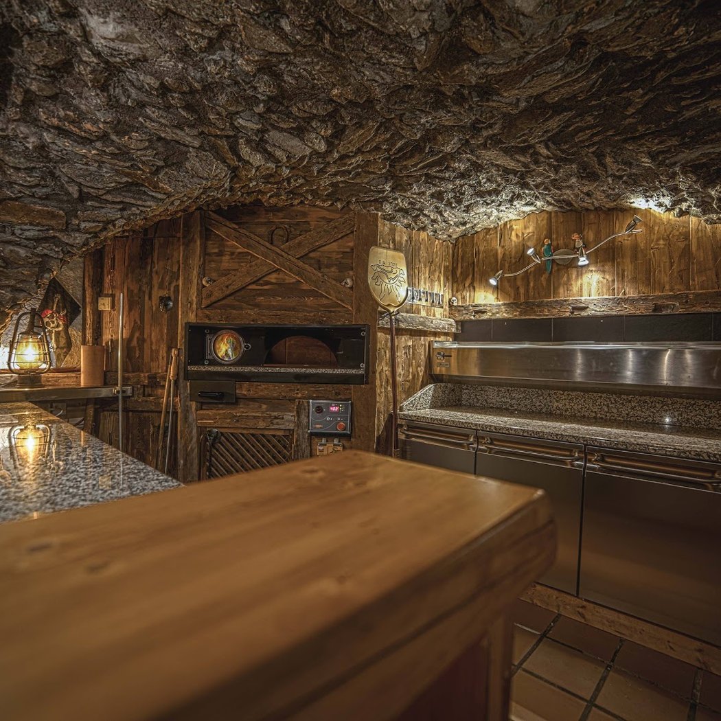 Black Pearl - Pizzeria 2