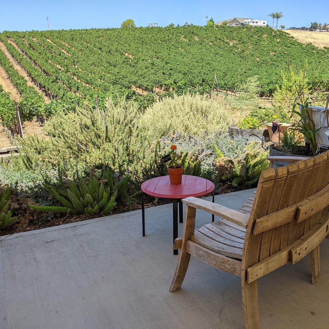 Big White House Winery and John Evan Cellars 2