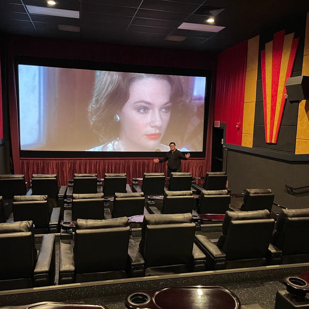 Boulevard 14 Cinema 2