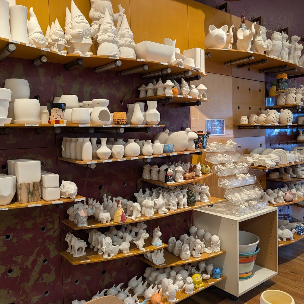 Petroglyph Ceramic Lounge 3