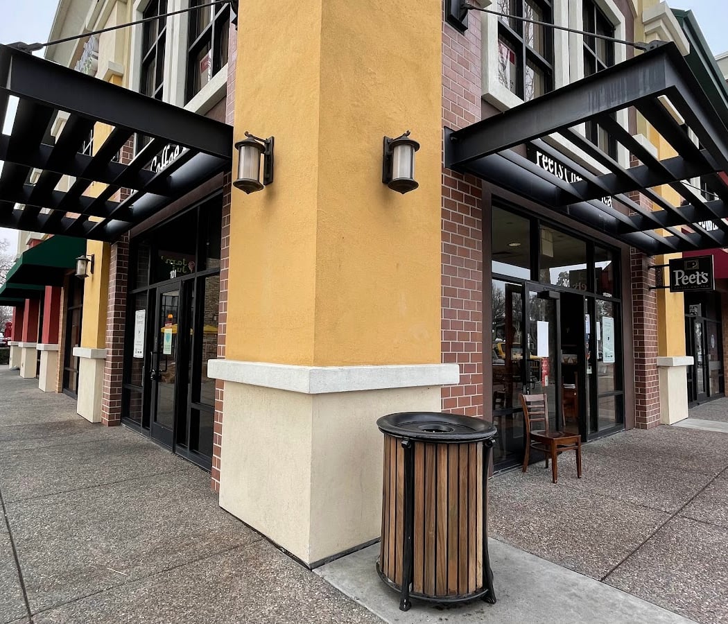 Peet's Coffee 2