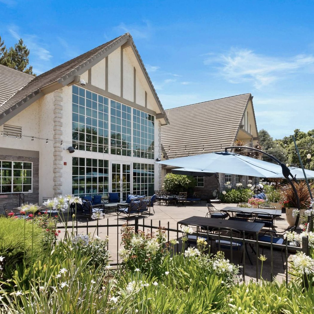 Topknot Weddings, Events & Taproom At Paradise Valley 2