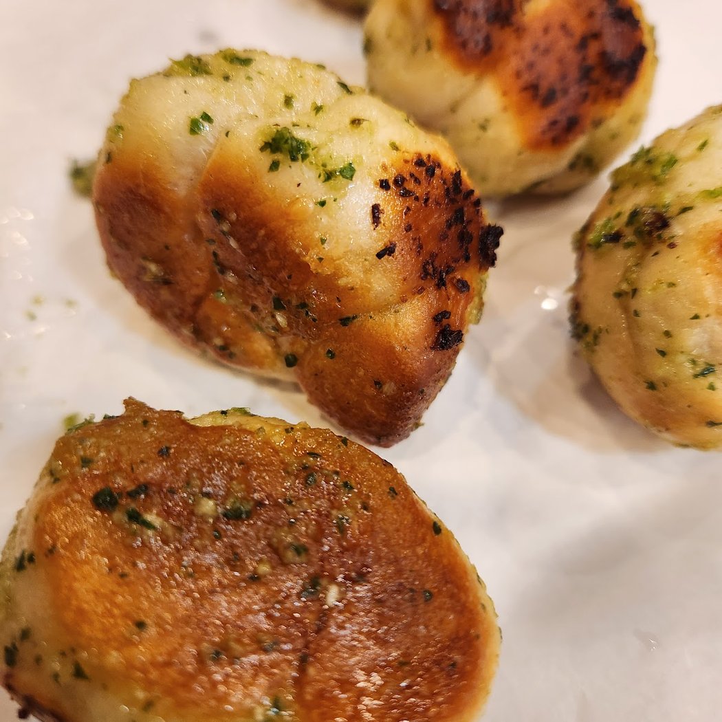 Benny's Brick Oven Kosher Pizza 1