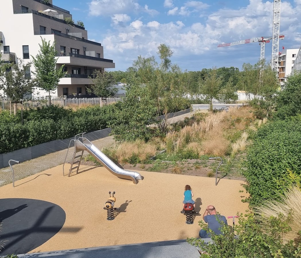Aire de jeux 1