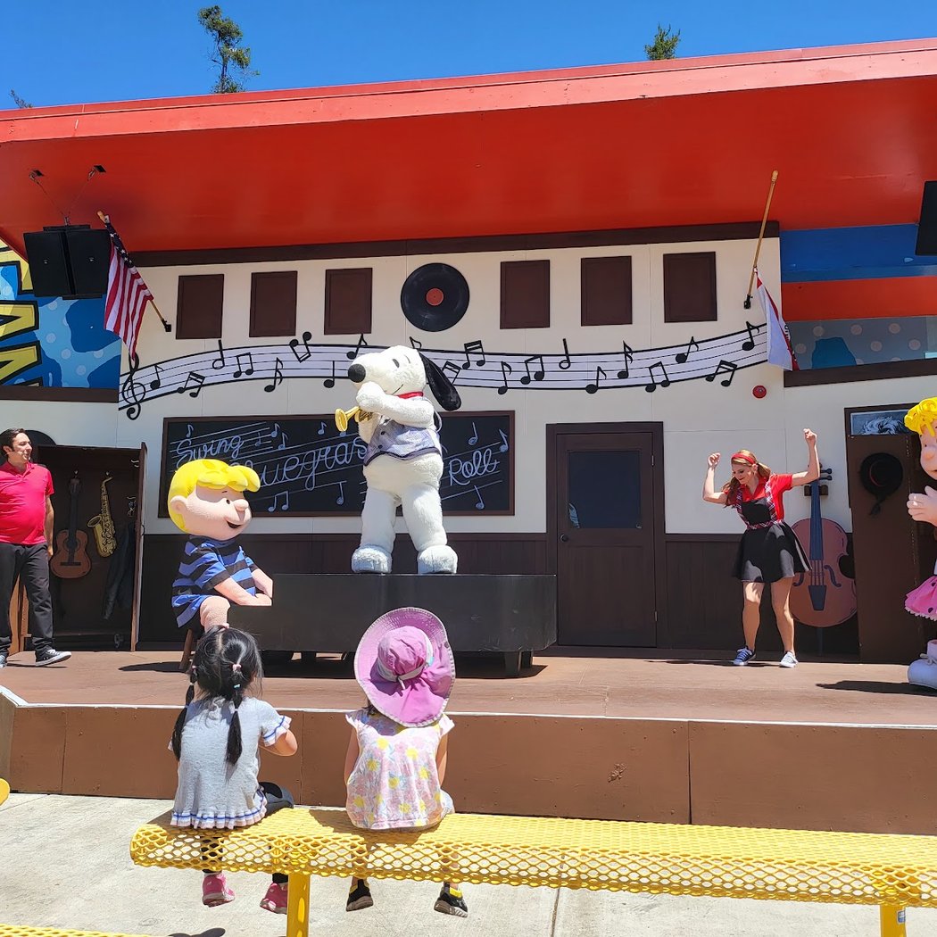 Planet Snoopy 1