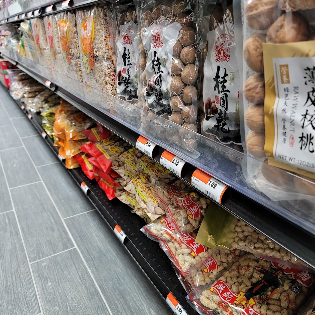 J Village Market 3