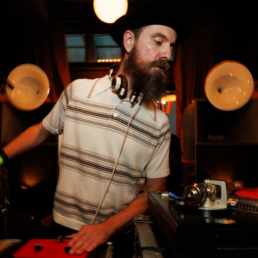 Soft Clubbing with DJ Thundercutz 2