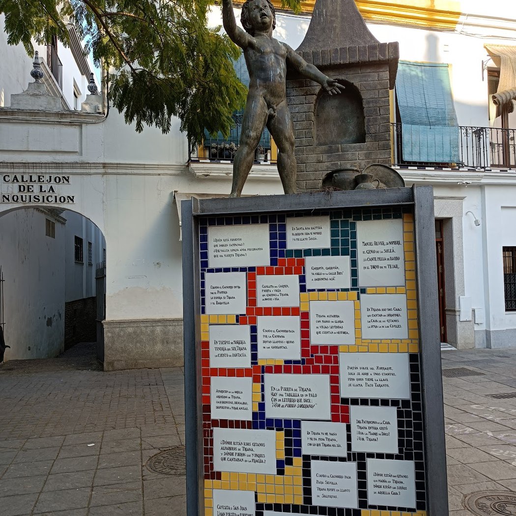 Monumento a los alfareros, ceramistas y al cante por soleá de Triana 2