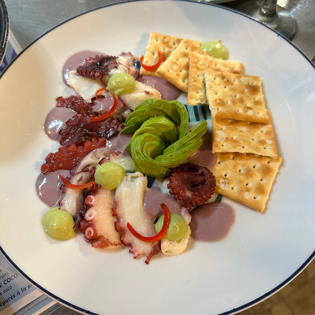 Cevicheria PETIT PACIFICO - Spécialiste du ceviche caliente à Paris et des ceviches au caviar de poisson Plats à emporter 1