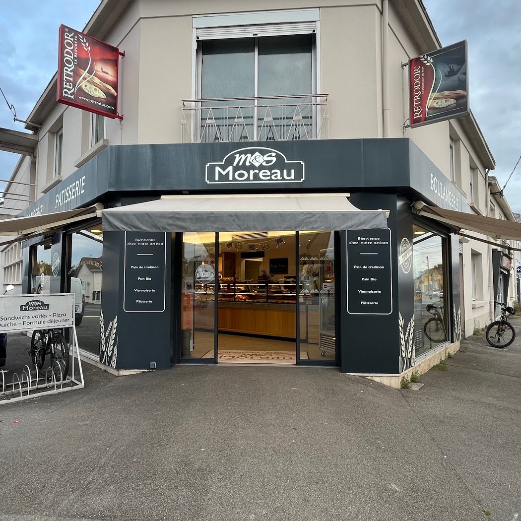 M & S Moreau 2