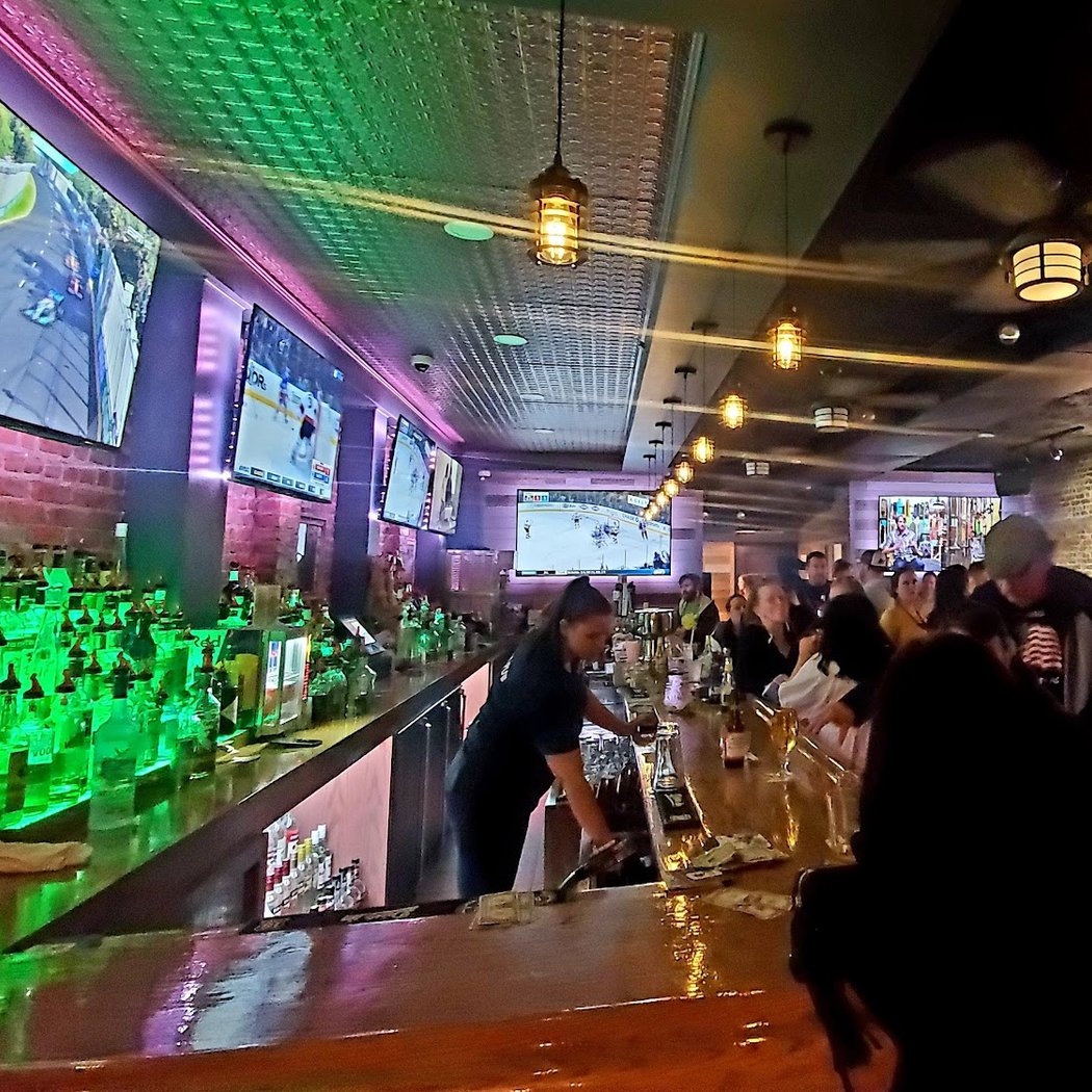 Healy's Pub 2