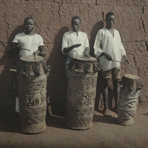 Visite de l'exposition Bénin aller-retour. Regards sur le Dahomey de 1930 avec les commissaires 1