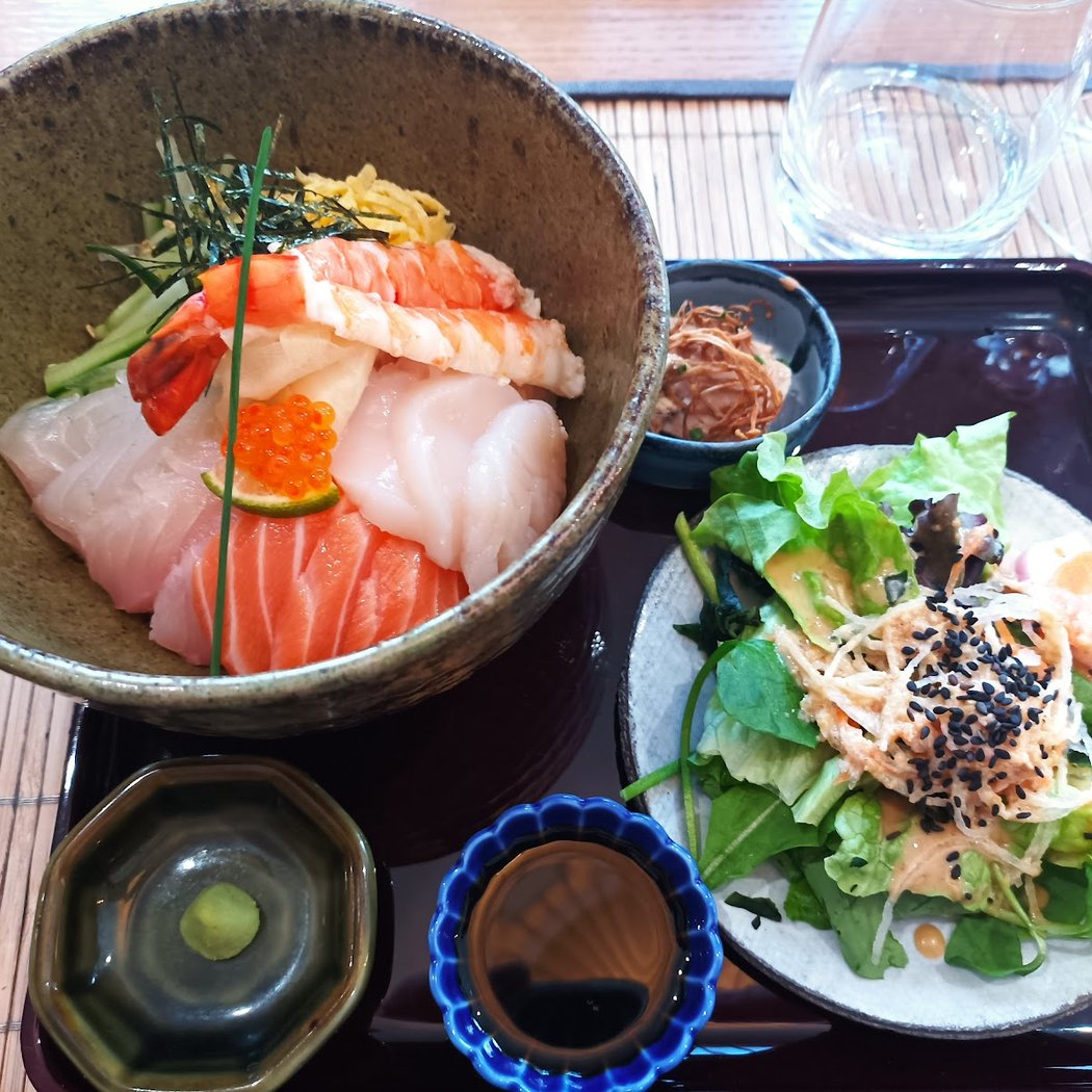 Nobuki Table Japonaise 1