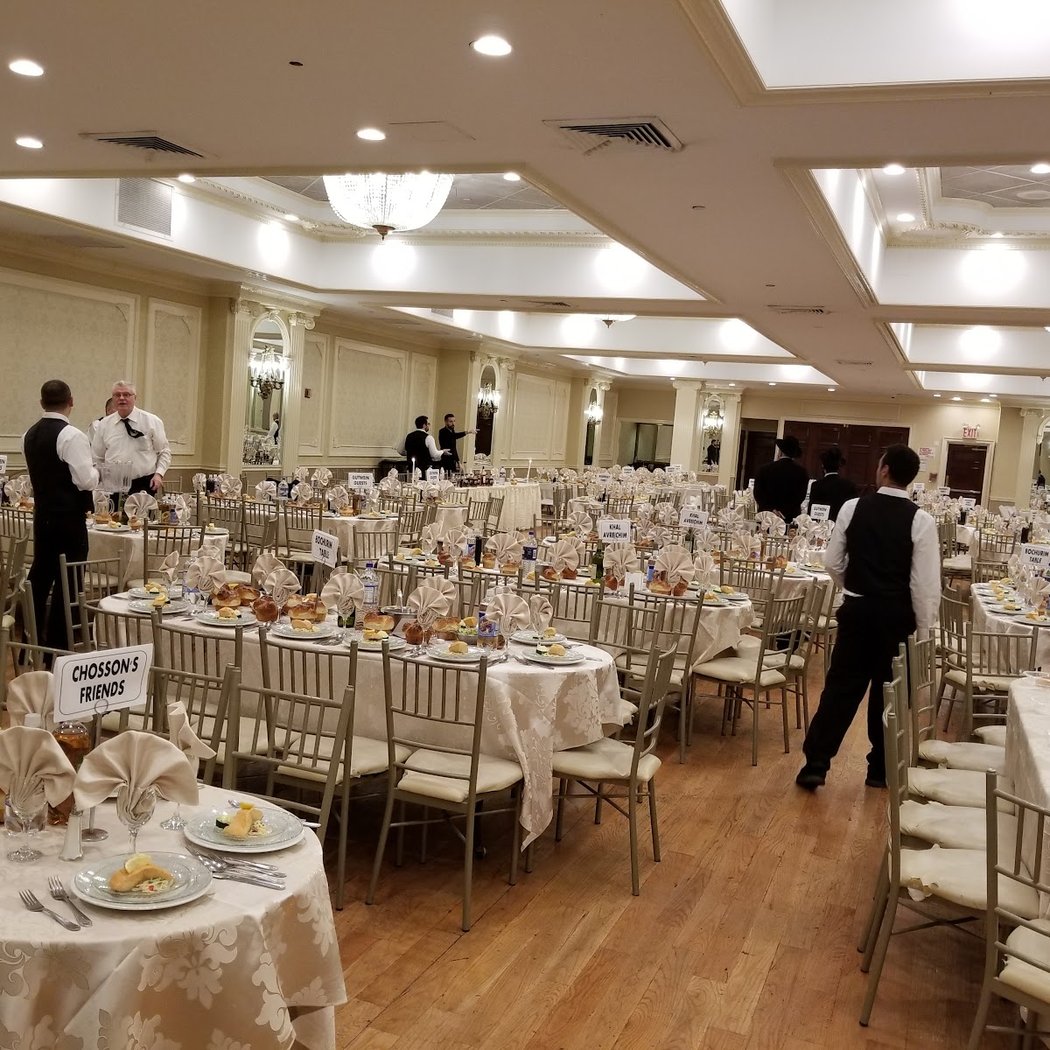 Ohr Hachaim Viznitz Hall 2