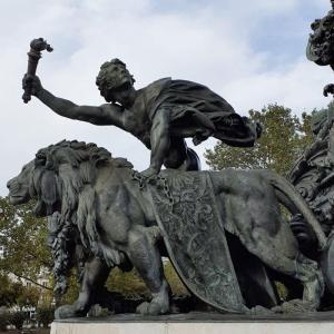 Place de la Nation 2