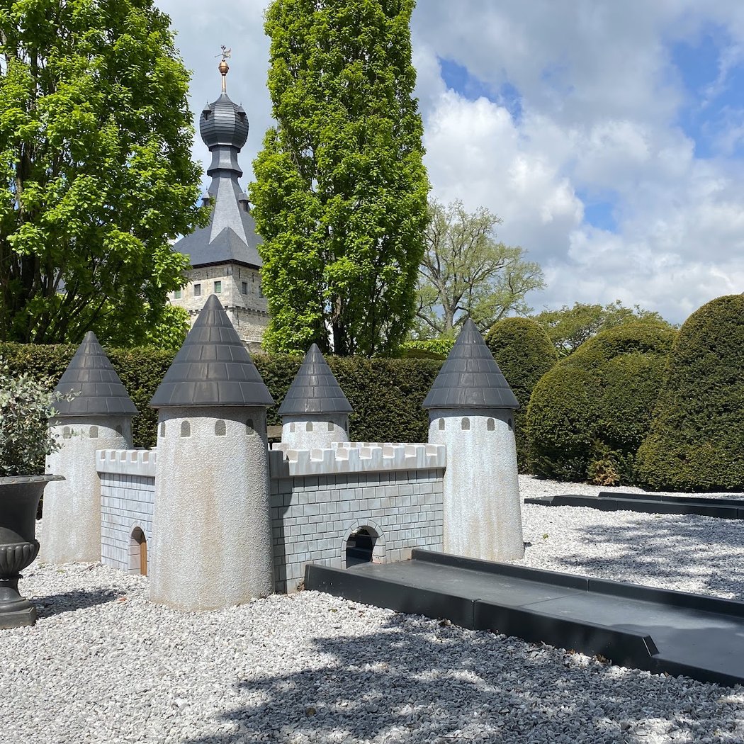 Mini-golf du château de Chimay 1