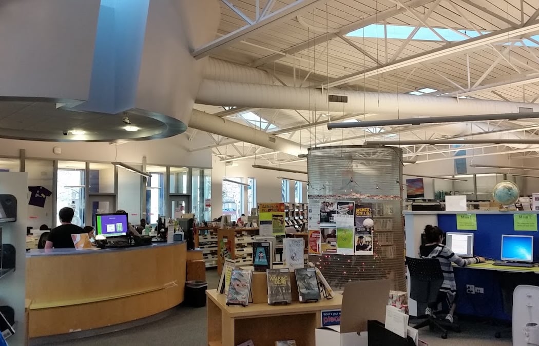 Martin Luther King Jr Library (Aurora Public Library) 3