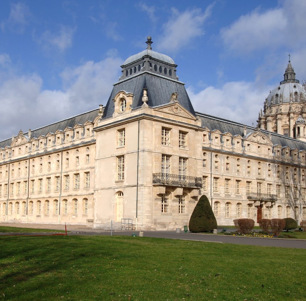 Bibliothèque centrale du service de santé des Armées 2