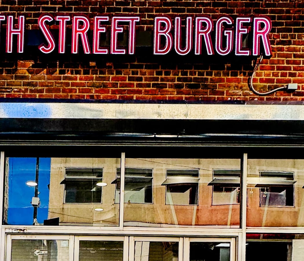 7th Street Burger Downtown Brooklyn 2