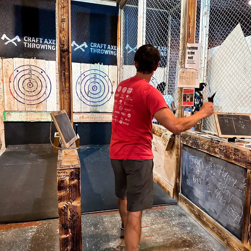 Craft Axe Throwing 3