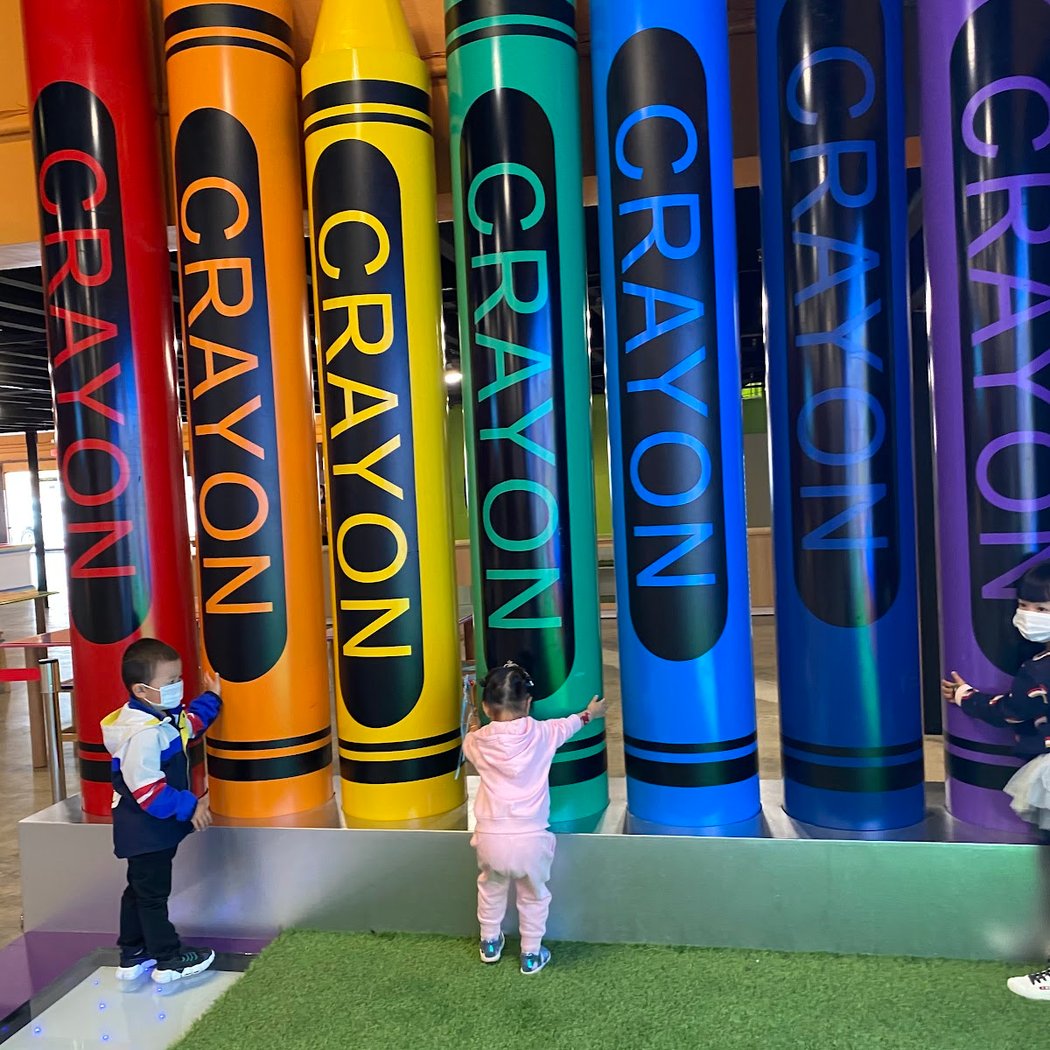 Lucky art crayonology 1