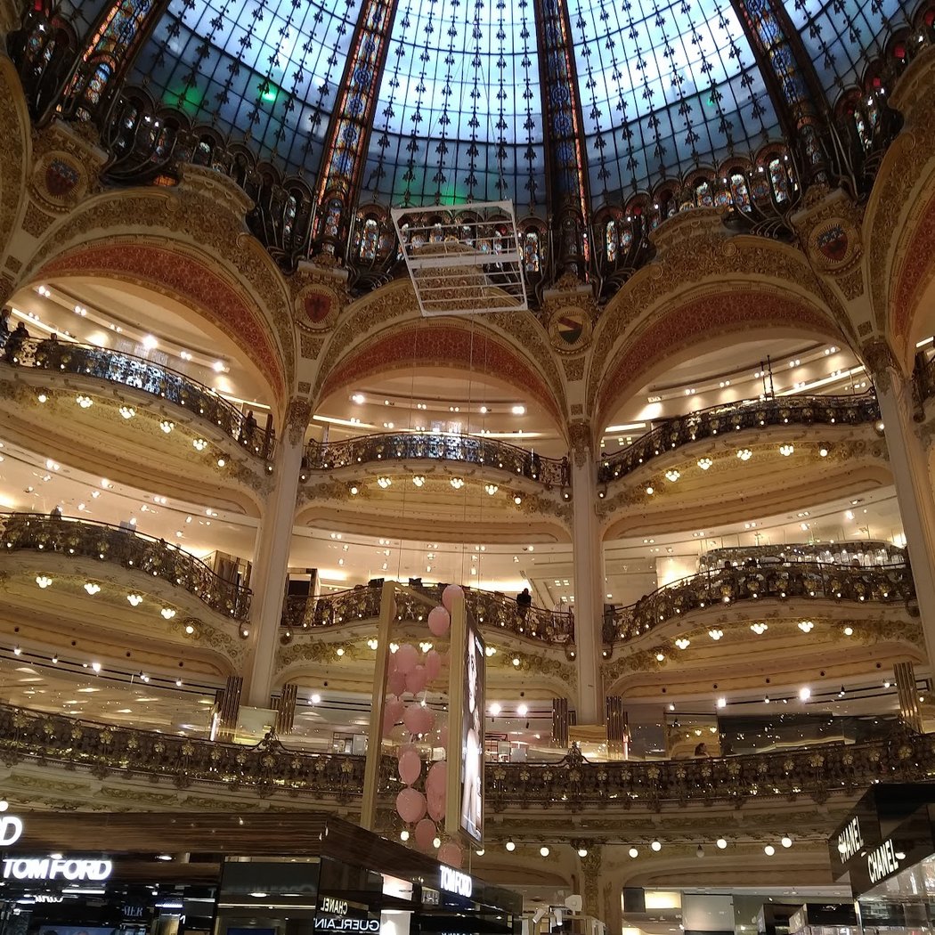 Patinoire - Galeries Lafayette Paris Haussmann 3