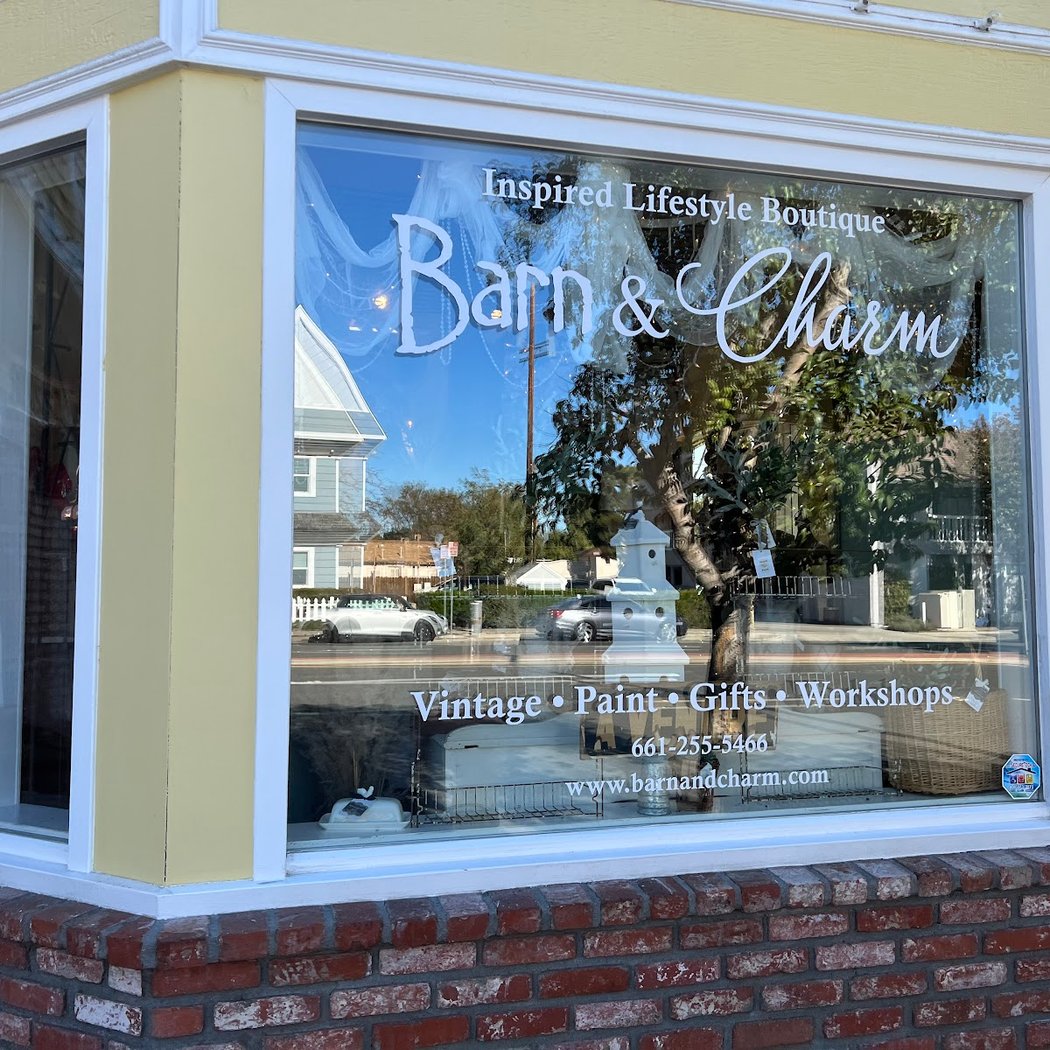 Barn & Charm 2