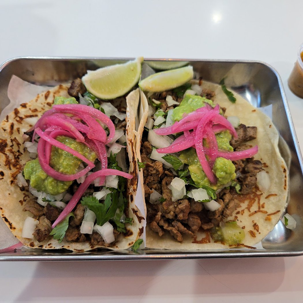Tacos Y Que 1