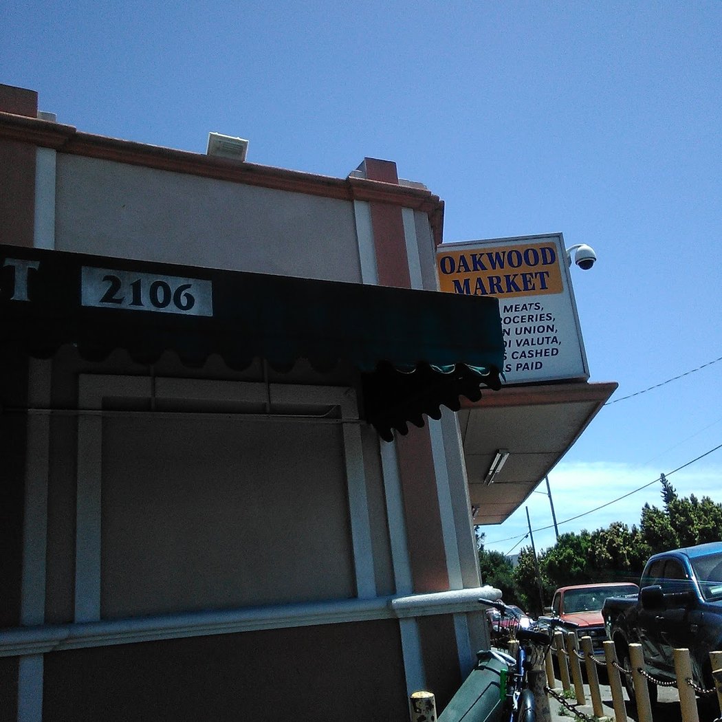 Oakwood Market 2