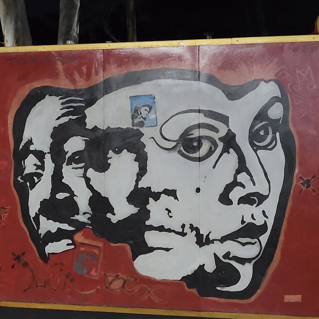 The Che Café 3