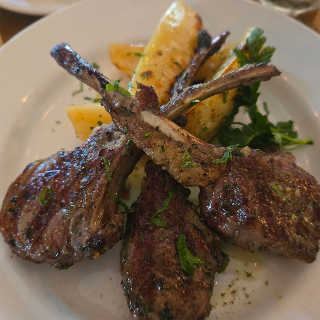 Anassa Taverna Astoria 1