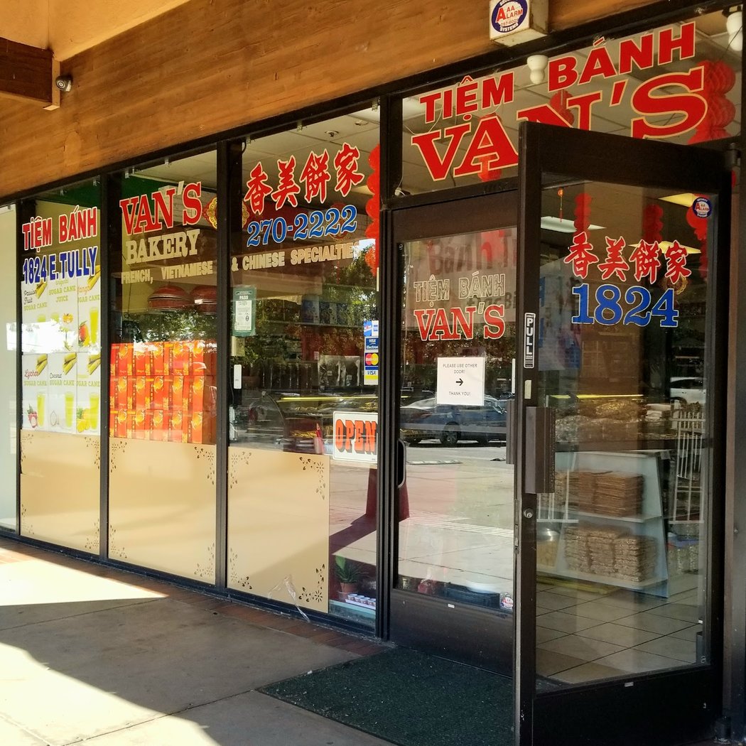 Van’s Bakery 3