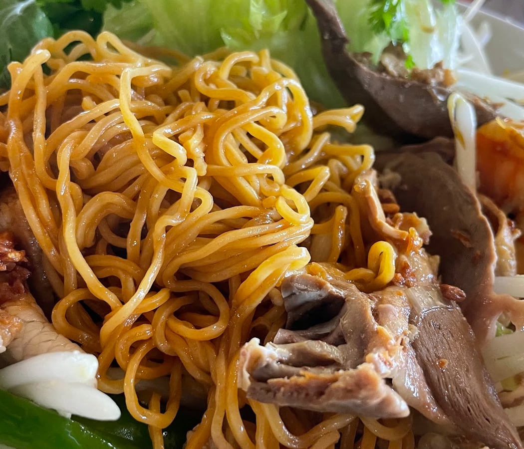 Yummy Trieu Chau 1