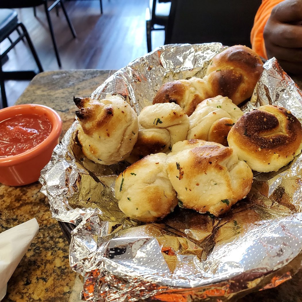 Giovanni's Pizza & Restaurant 3