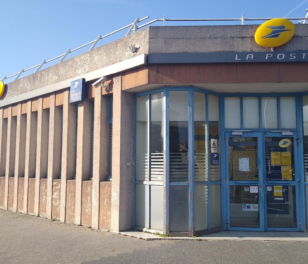 Post Office 1