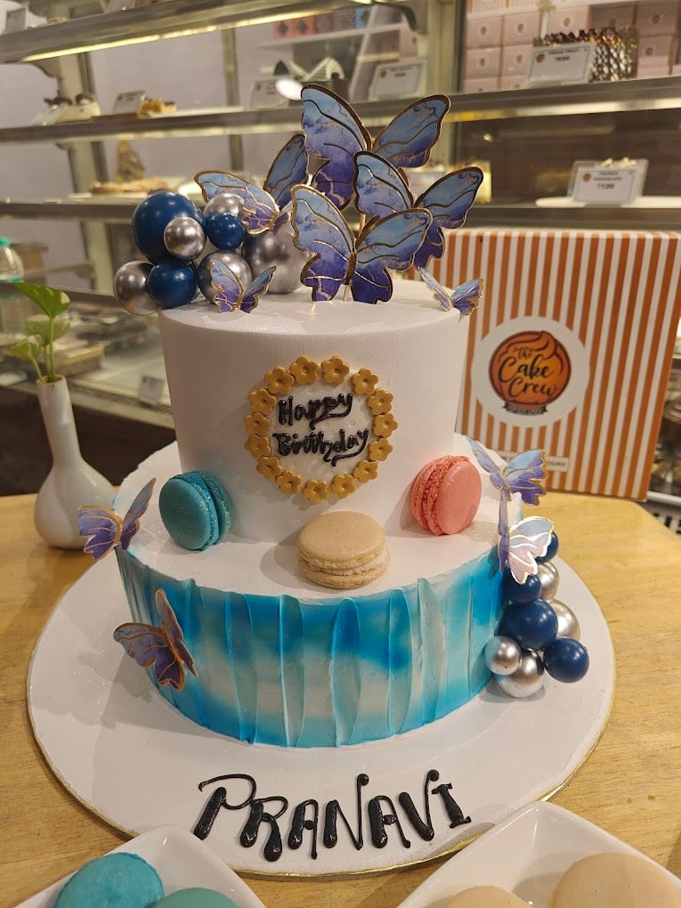 The cake crew cafe 1