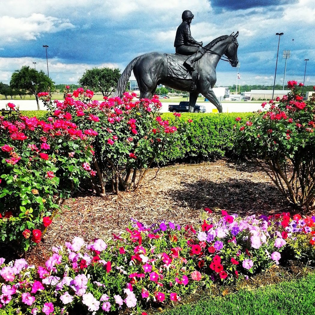Lone Star Park $1 Day 2