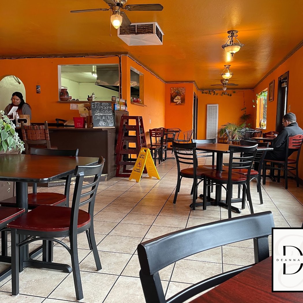El Pitayo Mexican Restaurant 3