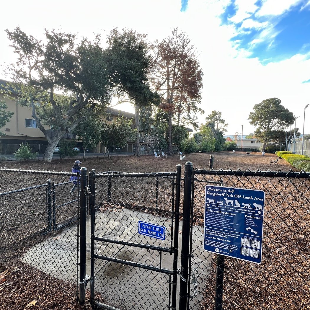 Fenced Dog Park | Rengstorff Park 2