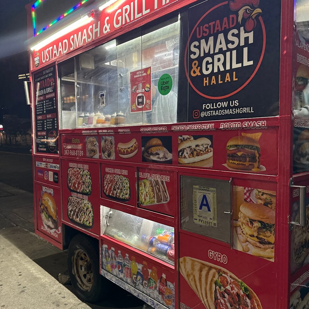 USTAAD SMASH & GRILL 3