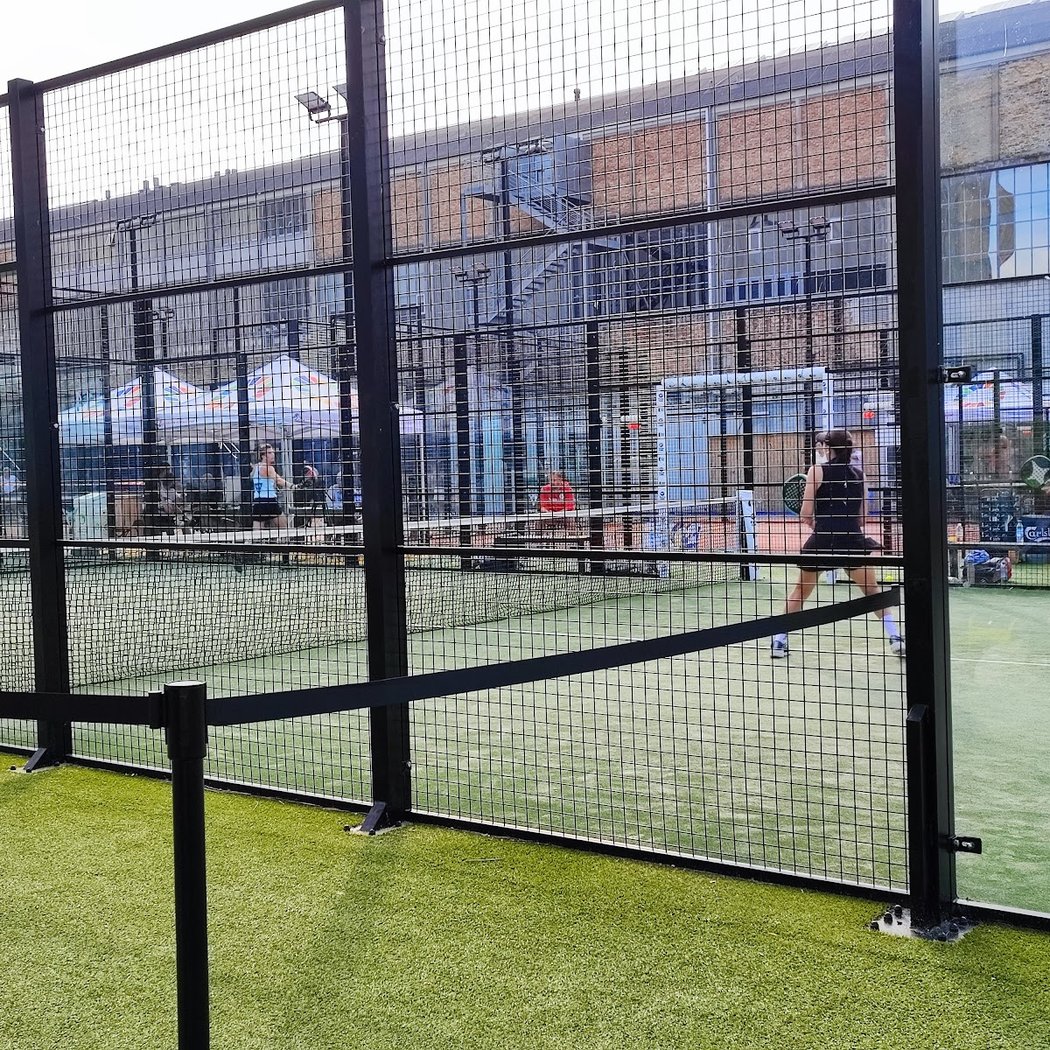 SOCIAL PADEL AT SUNSET 3