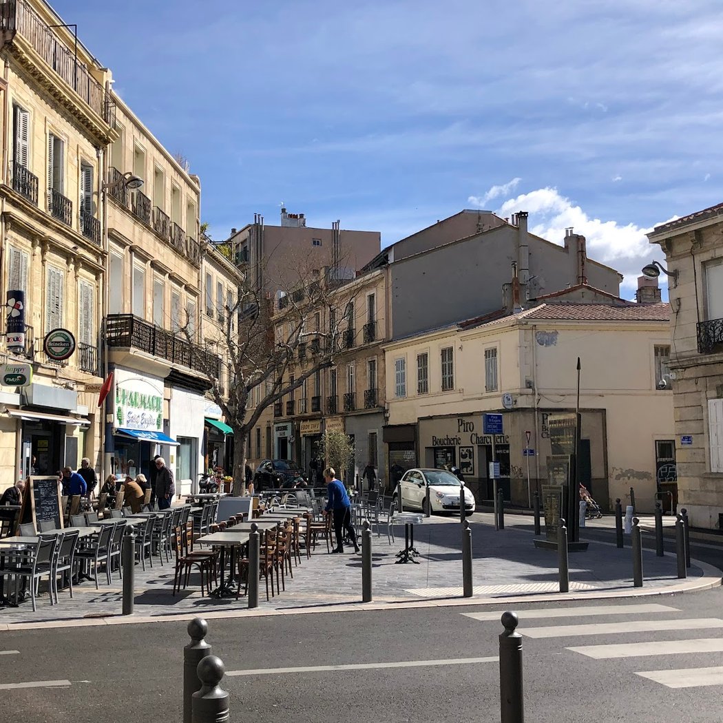 Place Saint-Eugène 2