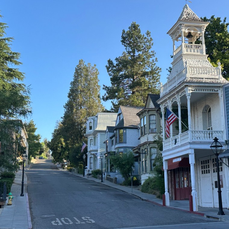 Nevada City 2