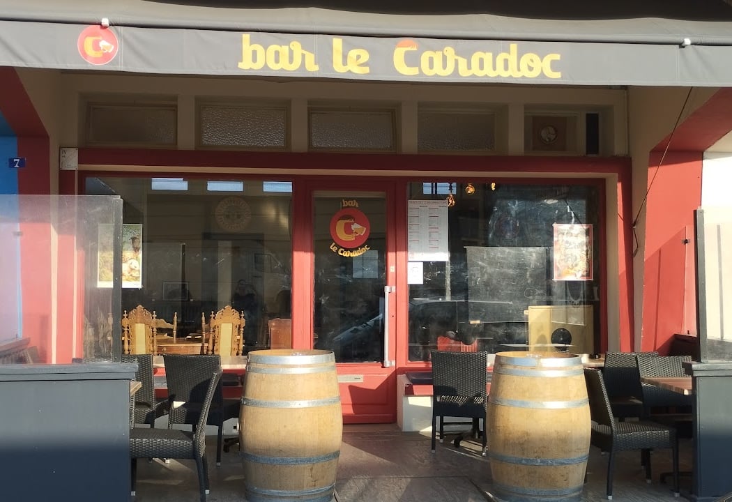 Bar Le Caradoc 2