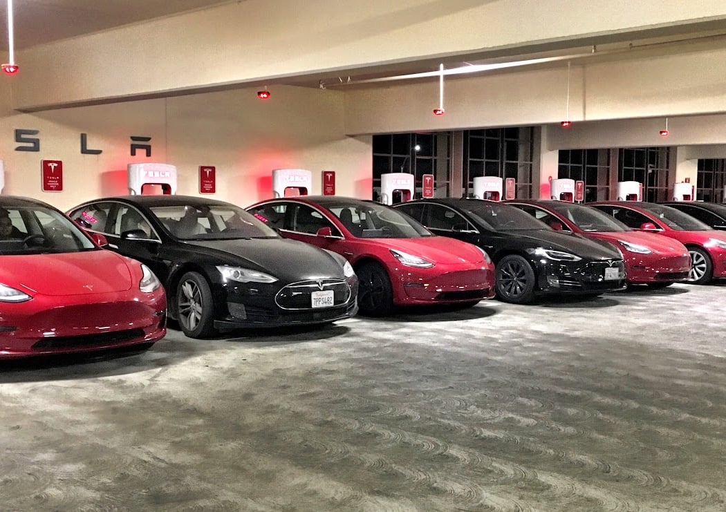 Tesla Supercharger 1