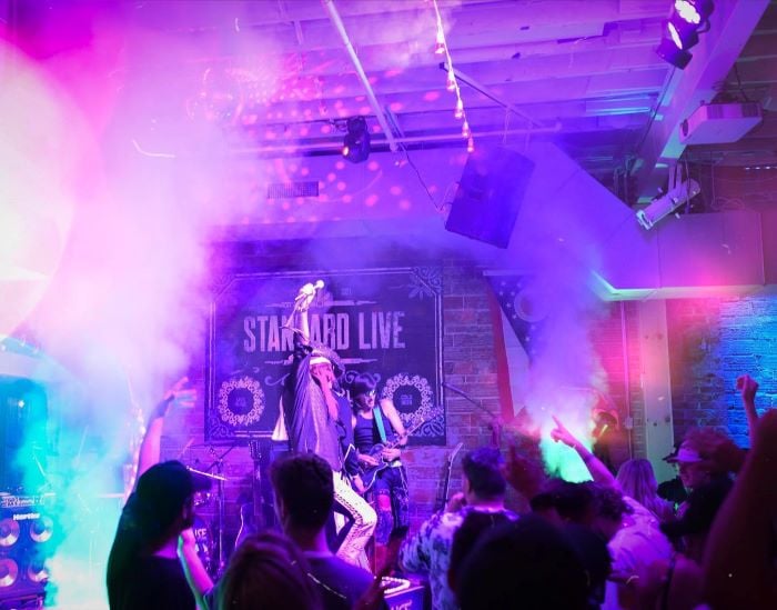 Standard Live 1
